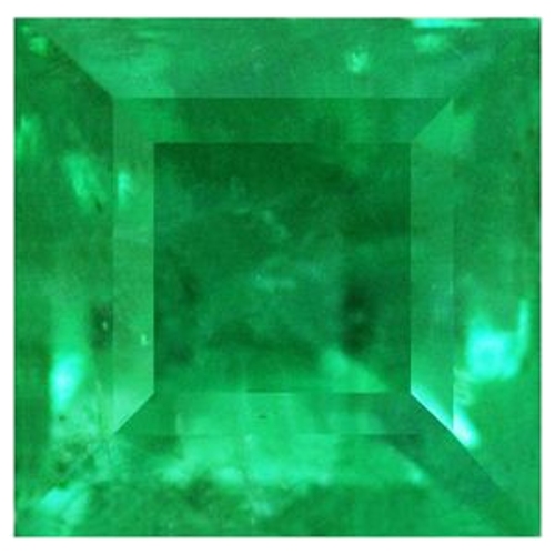 0.68 carat GREEN Square Smaragdas (1)