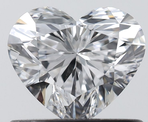 0.6 carat E-VVS2 Natūralus Heart Deimantas (1)