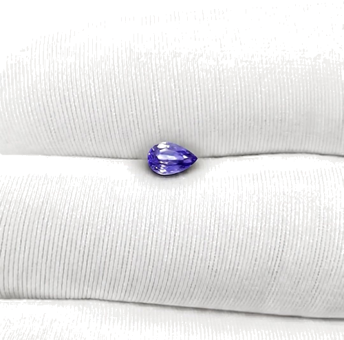 0.55 carat BLUE Pear Safyras (1)