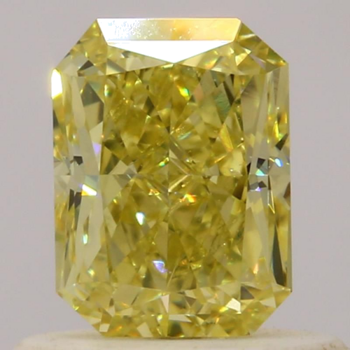 0.63 carat Fancy Yellow-VVS2 Natūralus Radiant Deimantas (1)