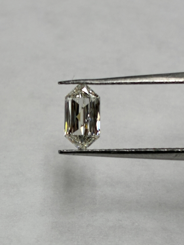 0.71 carat J-VS2 Natūralus Hexagonal Deimantas (1)