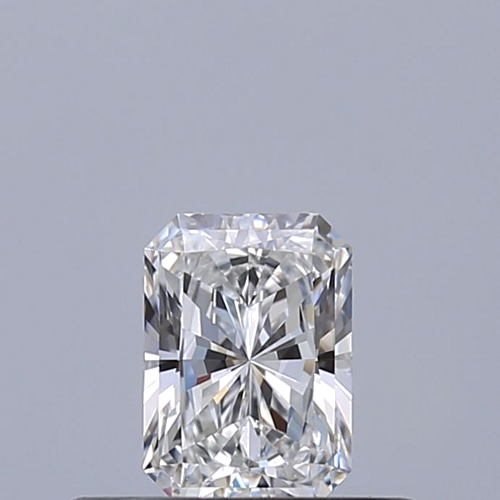 0.32 carat D-VVS1 Natūralus Radiant Deimantas (1)