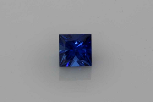 0.48 carat BLUE Princess Safyras (1)