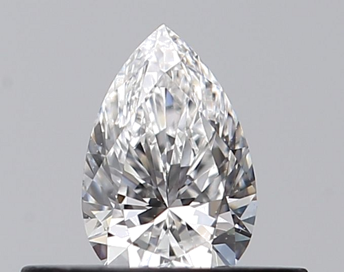 0.28 carat E-VS1 Natūralus Pear Deimantas (1)