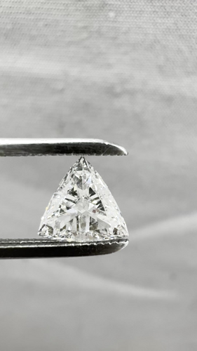 0.5 carat G-SI1 Natūralus Triangular Deimantas (1)