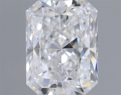 0.69 carat E-VS2 Natūralus Radiant Deimantas (1)