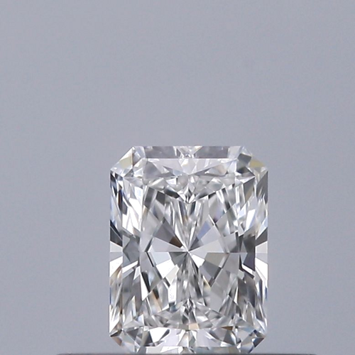 0.31 carat E-VVS1 Natūralus Radiant Deimantas (1)