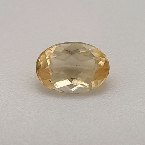 0.5 carat YELLOW Oval Topaz (1)