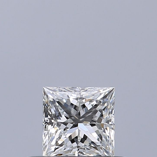0.32 carat E-IF Natūralus Princess Deimantas (1)