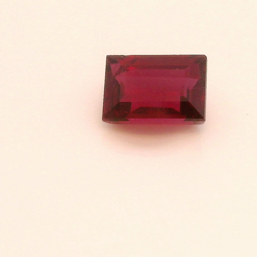 0.47 carat RED Baguette Rubinas (1)