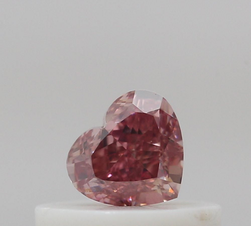 0.25 carat Fancy Intense Orangey Pink-VS1 Natūralus Heart Deimantas (1)