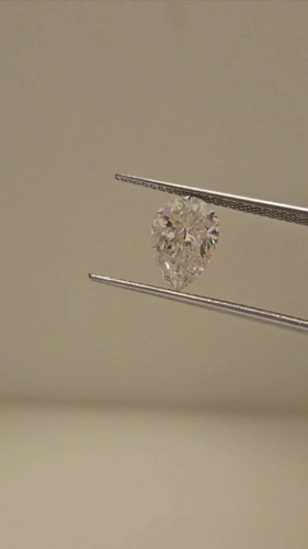 1.6 carat H-SI2 Natūralus Pear Deimantas (1)