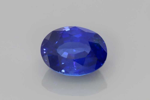 3.38 carat BLUE Oval Safyras (1)