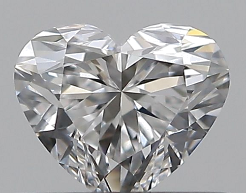 0.42 carat E-VVS2 Natūralus Heart Deimantas (1)