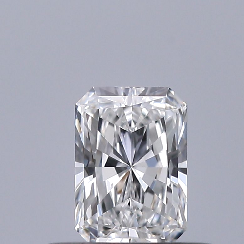 0.35 carat E-IF Natūralus Radiant Deimantas (1)