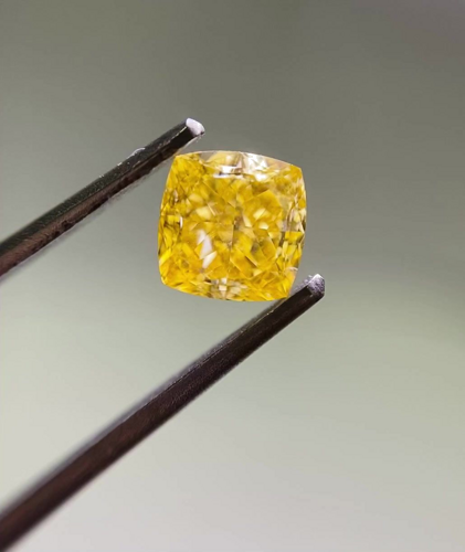 1.01 carat J-SI1 Natūralus Heart Deimantas (1)