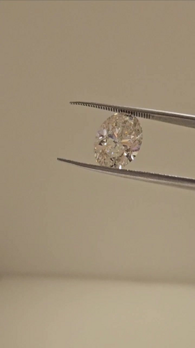 3.01 carat J-SI2 Natūralus Oval Deimantas (1)