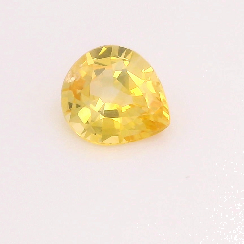 0.35 carat YELLOW Pear Safyras (1)