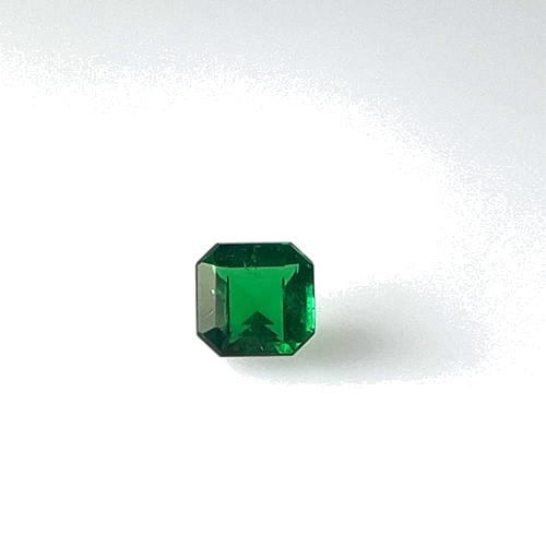 0.61 carat GREEN Asscher Smaragdas (1)