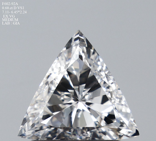 0.6 carat D-VS1 Natūralus Triangular Deimantas (1)