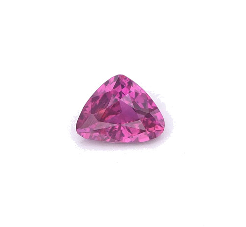0.65 carat PINK Trilliant Safyras (1)