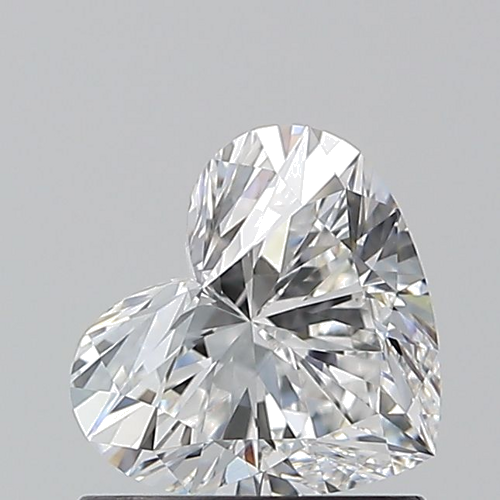0.9 carat E-VVS2 Natūralus Heart Deimantas (1)