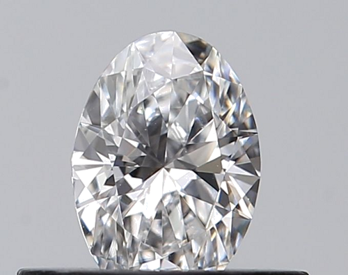 0.32 carat E-VS1 Natūralus Oval Deimantas (1)