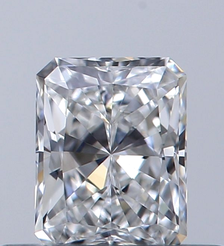 0.33 carat E-IF Natūralus Radiant Deimantas (1)