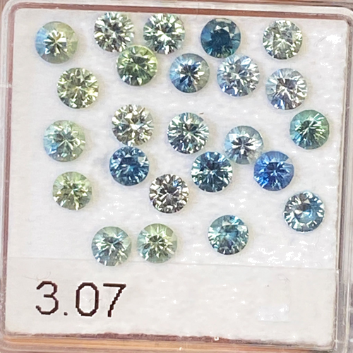 3.07 carat MULTI_COLOR Round Safyras (1)