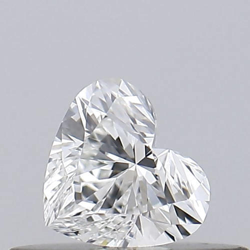 0.25 carat G-VVS1 Natūralus Heart Deimantas (1)