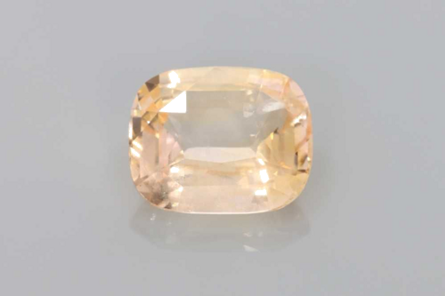 4.68 carat ORANGE Cushion Safyras (1)