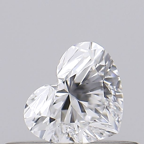 0.26 carat E-VS1 Natūralus Heart Deimantas (1)