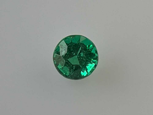 0.33 carat GREEN Round Smaragdas (1)