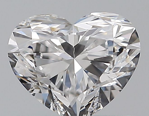 0.65 carat E-VVS2 Natūralus Heart Deimantas (1)