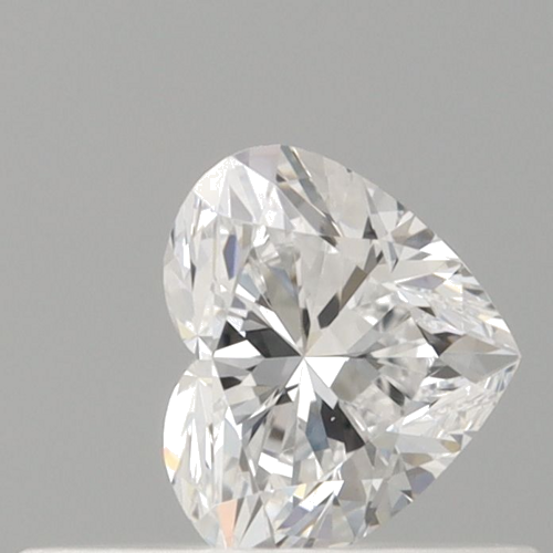 0.31 carat D-VVS2 Natūralus Heart Deimantas (1)