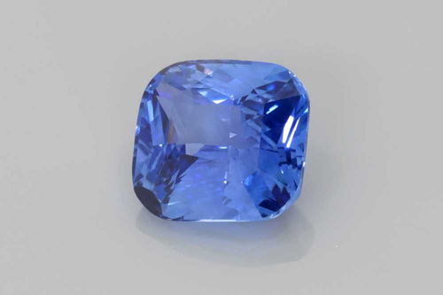 3.5 carat BLUE Cushion Safyras (1)