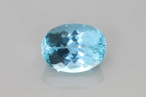6.25 carat BLUE Oval Aquamarine (1)
