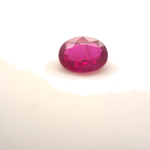 0.55 carat RED Oval Rubinas (1)