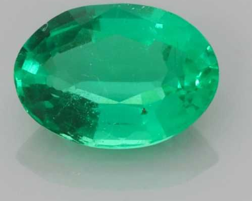 0.64 carat GREEN Smaragdas (1)