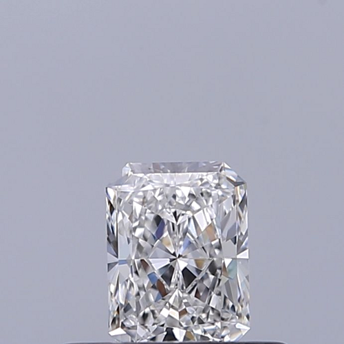 0.3 carat E-IF Natūralus Radiant Deimantas (1)