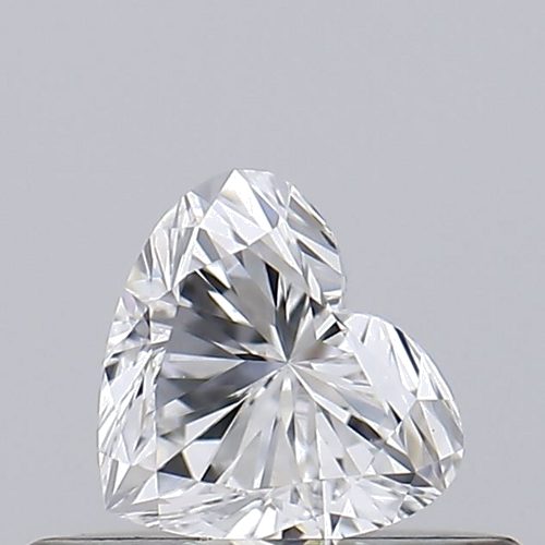 0.27 carat E-VS1 Natūralus Heart Deimantas (1)