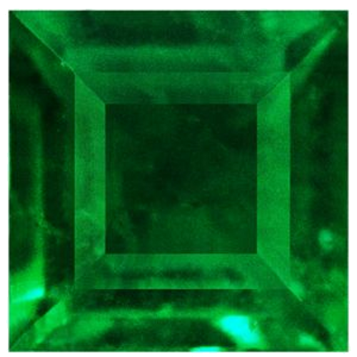 0.48 carat GREEN Square Smaragdas (1)