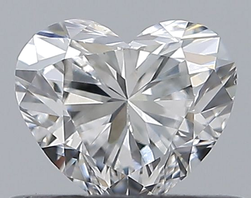 0.4 carat E-SI1 Natūralus Heart Deimantas (1)