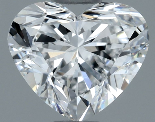 0.9 carat E-VVS1 Natūralus Heart Deimantas (1)