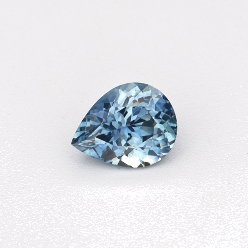 0.38 carat GREEN Pear Safyras (1)