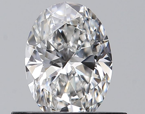 0.53 carat E-VVS1 Natūralus Oval Deimantas (1)
