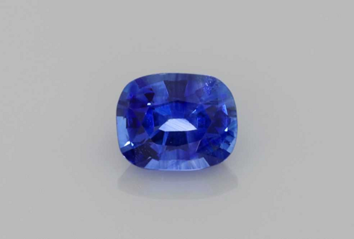 0.48 carat BLUE Cushion Safyras (1)