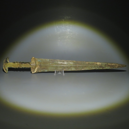 The Short Sword of Lorestan, 1st millennium BC (Lorestan, Middle East) (3)