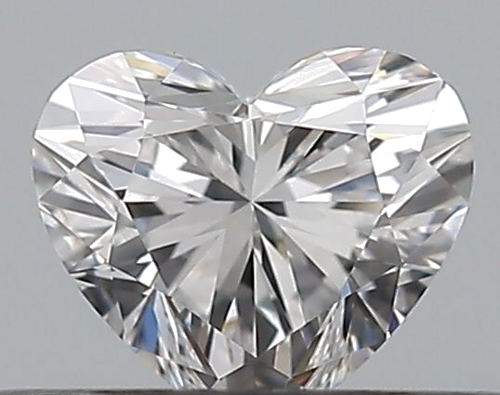 0.31 carat E-VVS1 Natūralus Heart Deimantas (1)