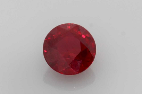 0.3 carat RED Round Rubinas (1)